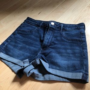 American Eagle Sky High Shortie shorts
